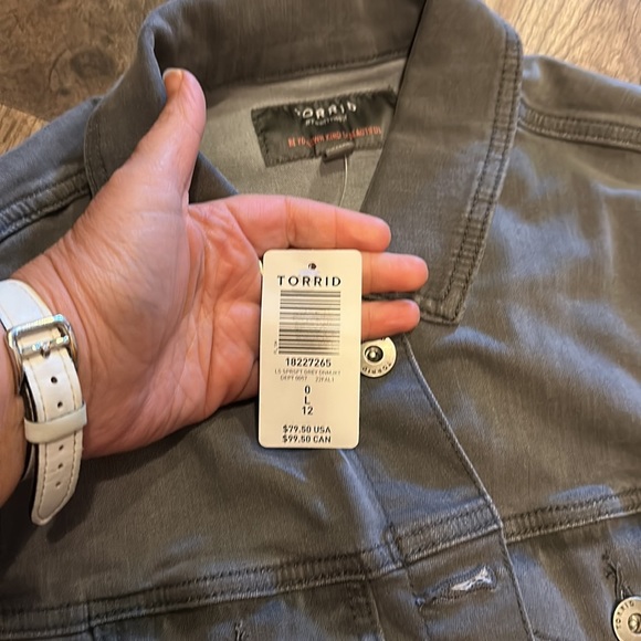 Torrid Denim Jacket sz 0 NWT - Picture 3 of 7